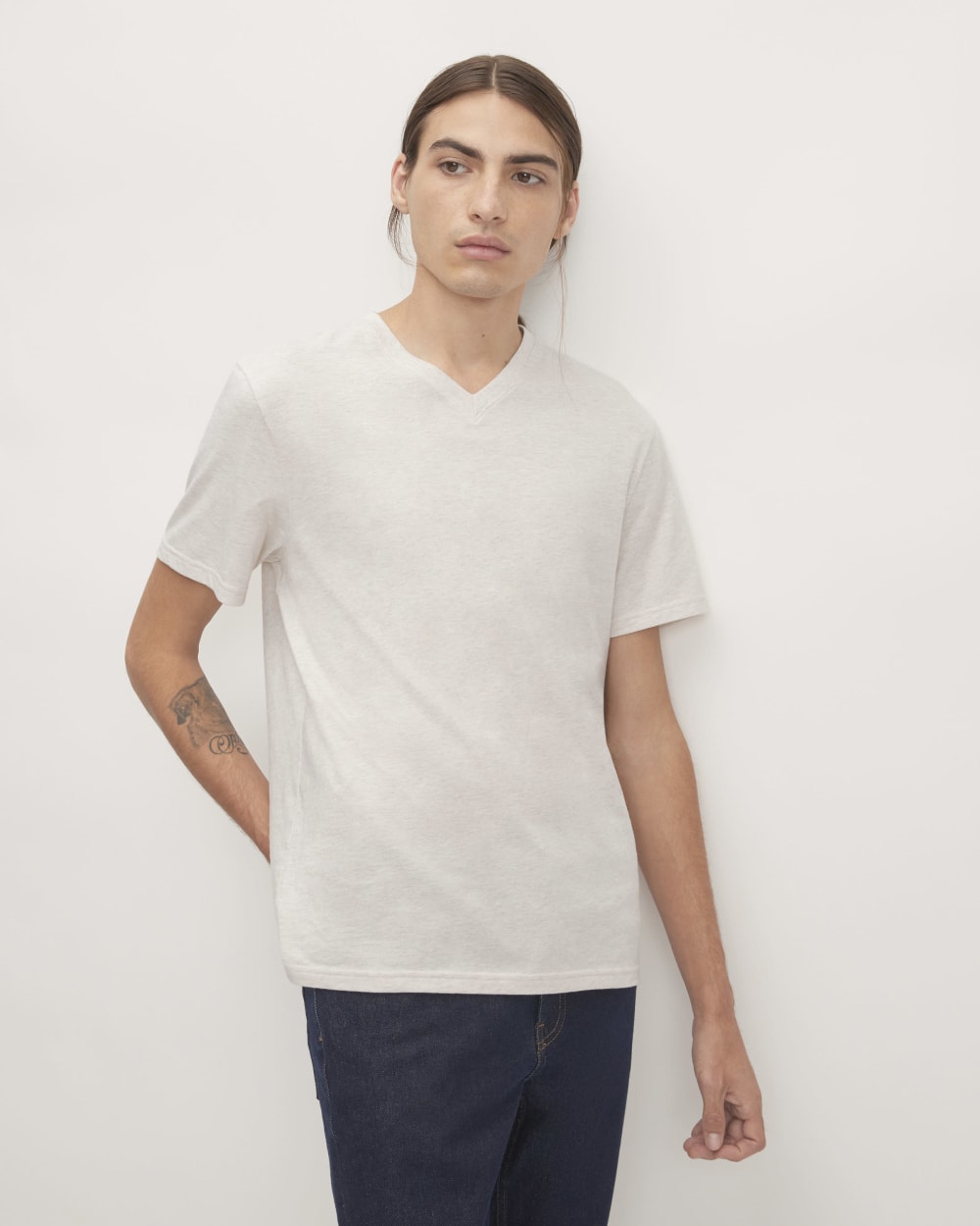 mens-essential-organic-v-tee-uniform-heathered-oat | primary