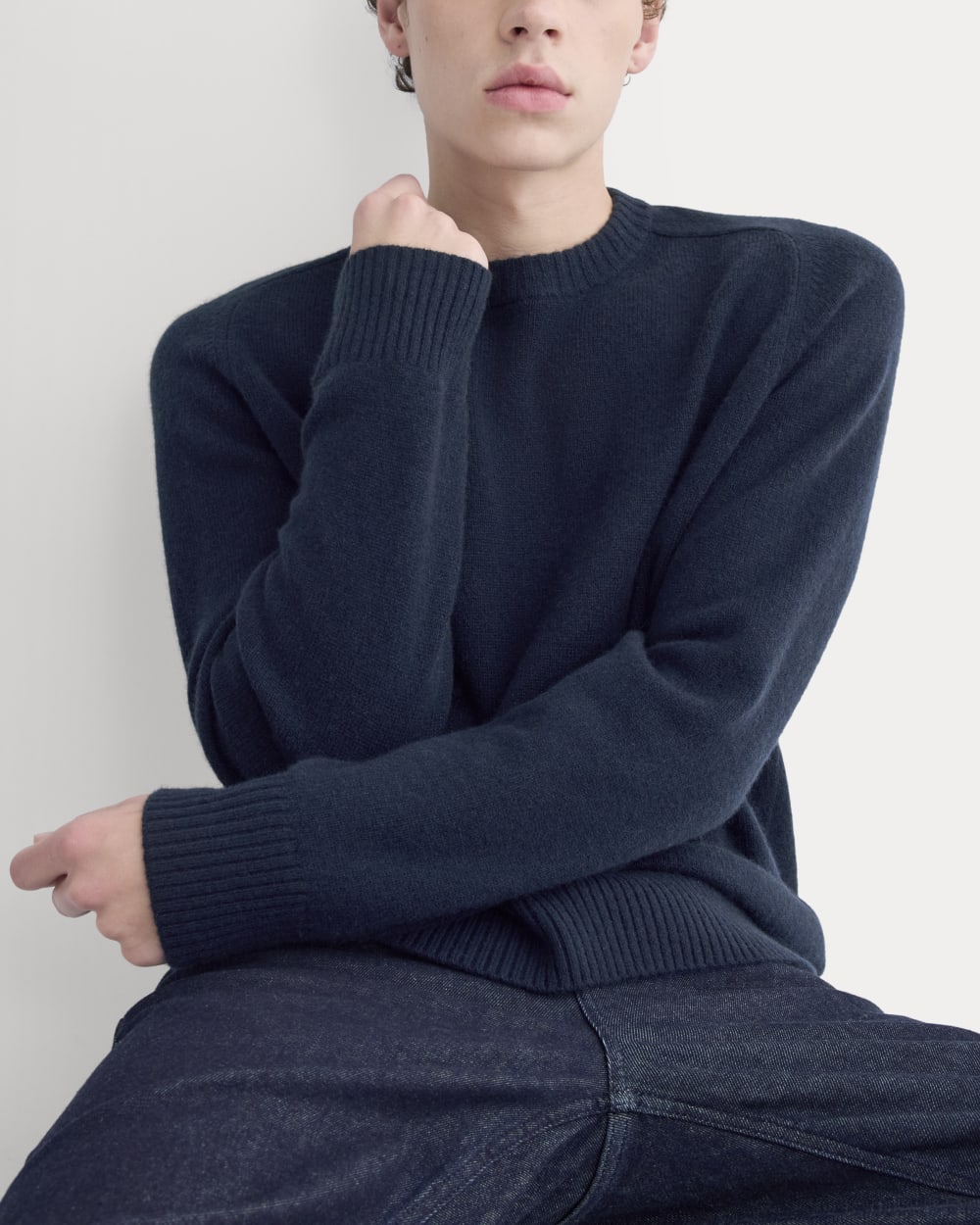 mens-luxe-cashmere-crew-navy