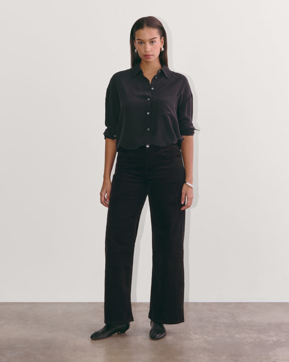 womens-corduroy-mid-way-pant-black