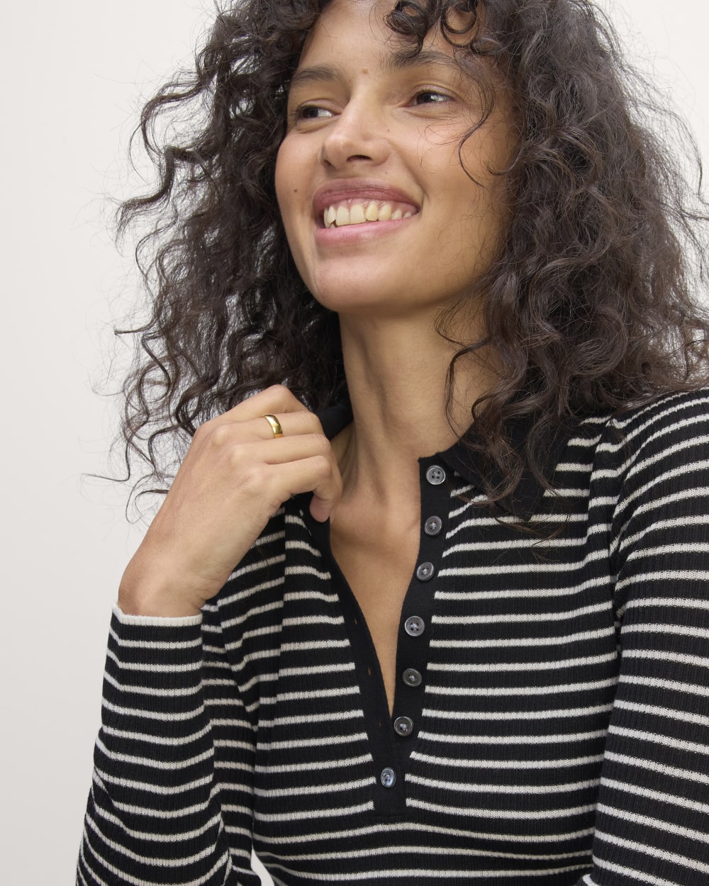 womens-ultrafine-merino-ribbed-polo-black-bone