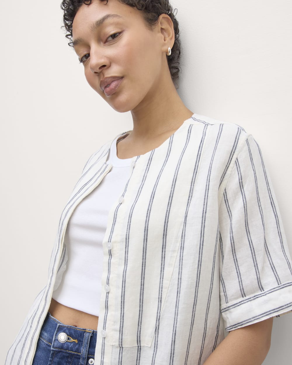 womens-linen-ss-bib-shirt-bone-navy | alt