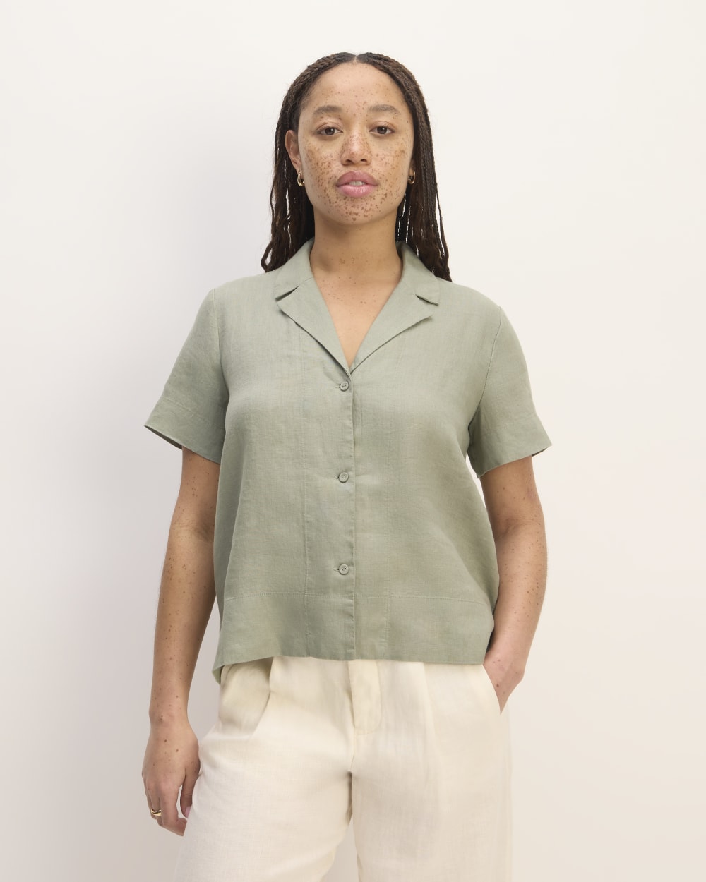 The Notch Shirt in Linen | Sage Green – Everlane