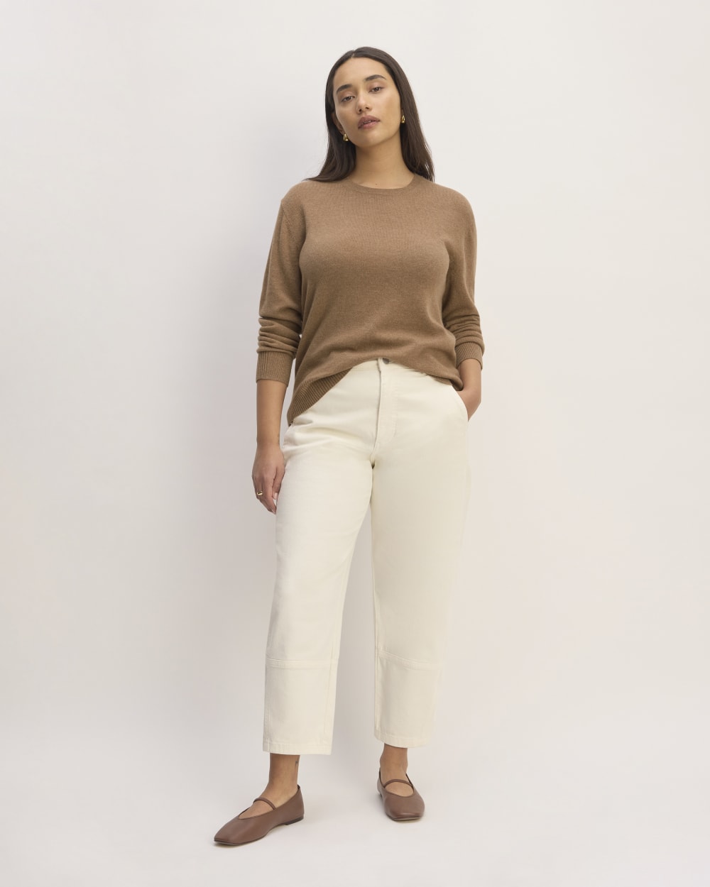womens-cashmere-classic-crew-sweater-heathered-brown