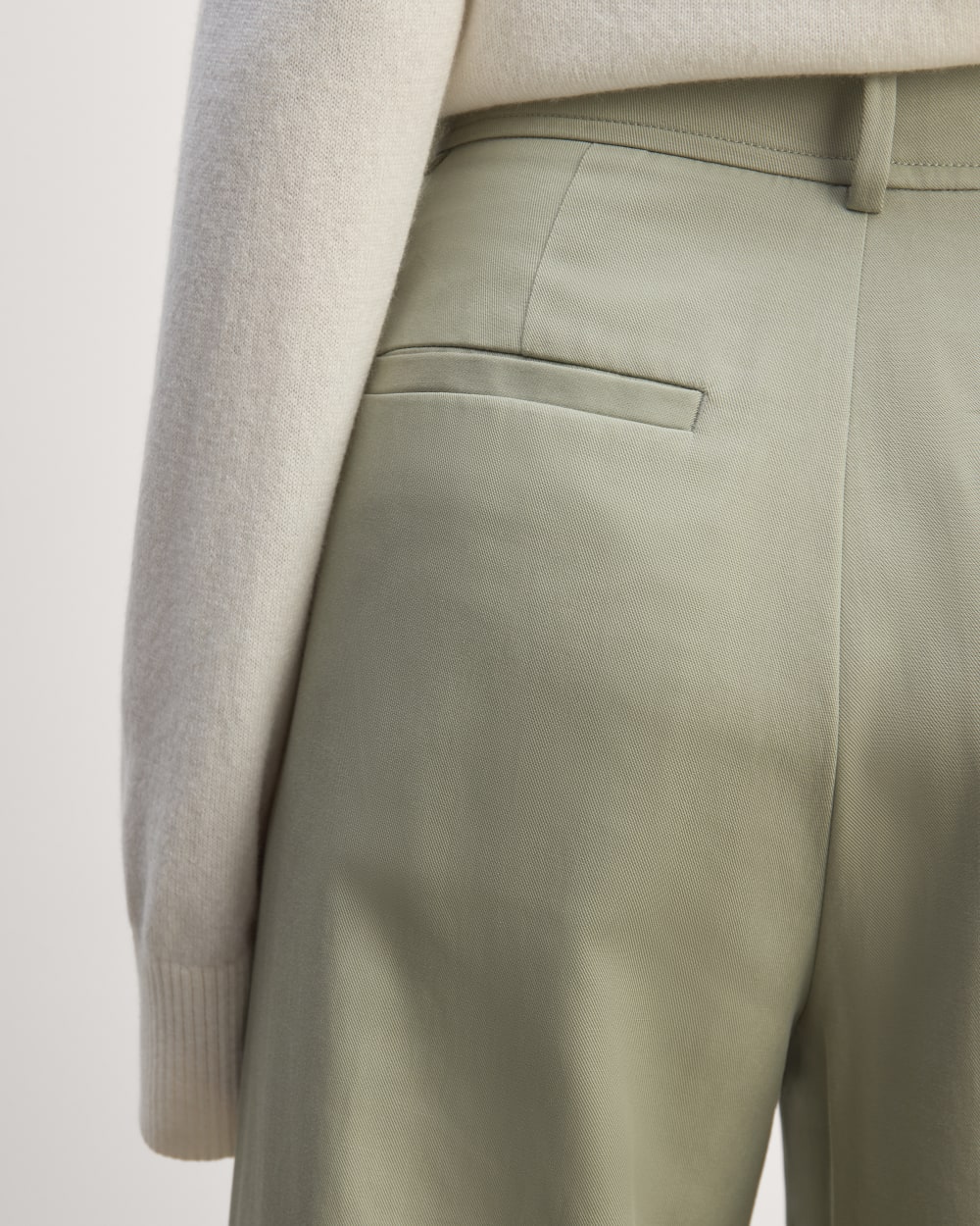 womens-way-high-drape-pant-short-seagrass