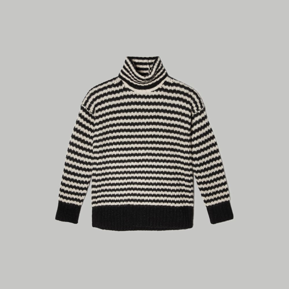 womens-light-chunky-turtleneck-black-oatmeal | alt