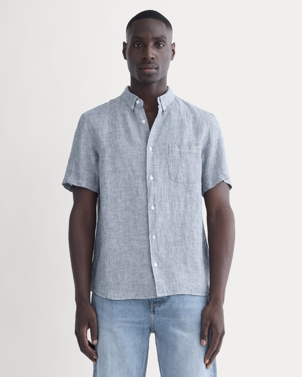 The Classic Short-Sleeve Shirt in Linen | White / Blue Everlane The Classic Short-Sleeve Shirt in Linen | White / Blue Everlane