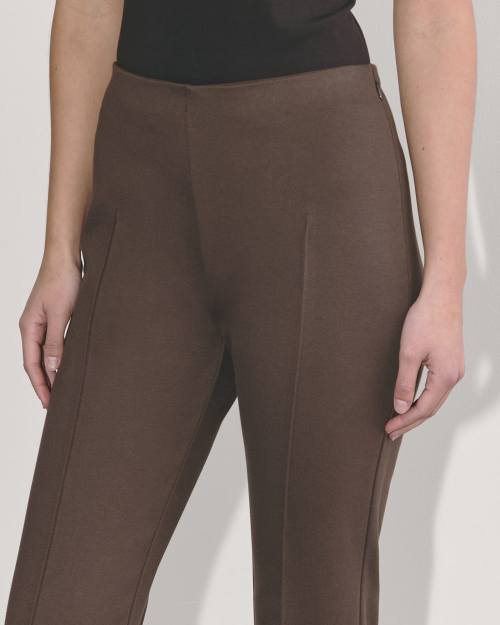 womens-dream-kick-flare-pant-earth-brown