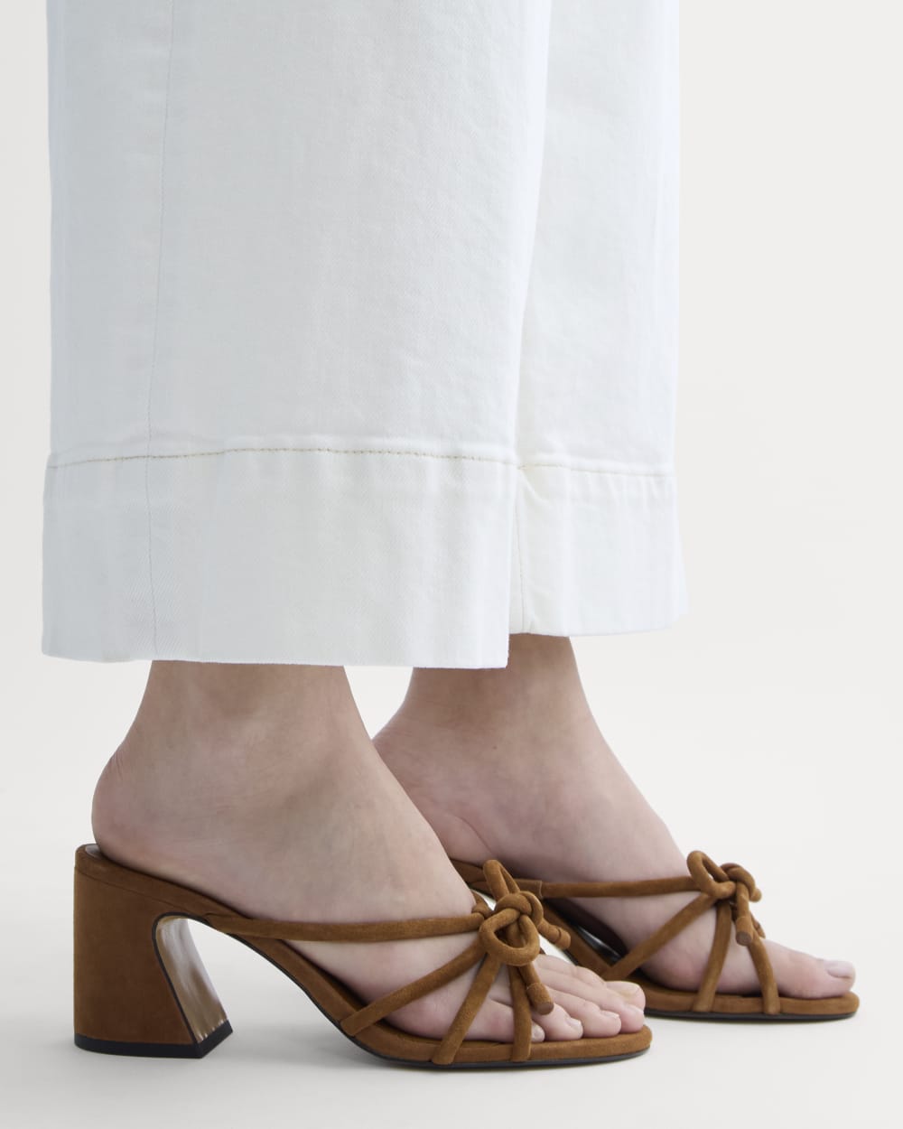 womens-leather-bow-heel-canyon-suede