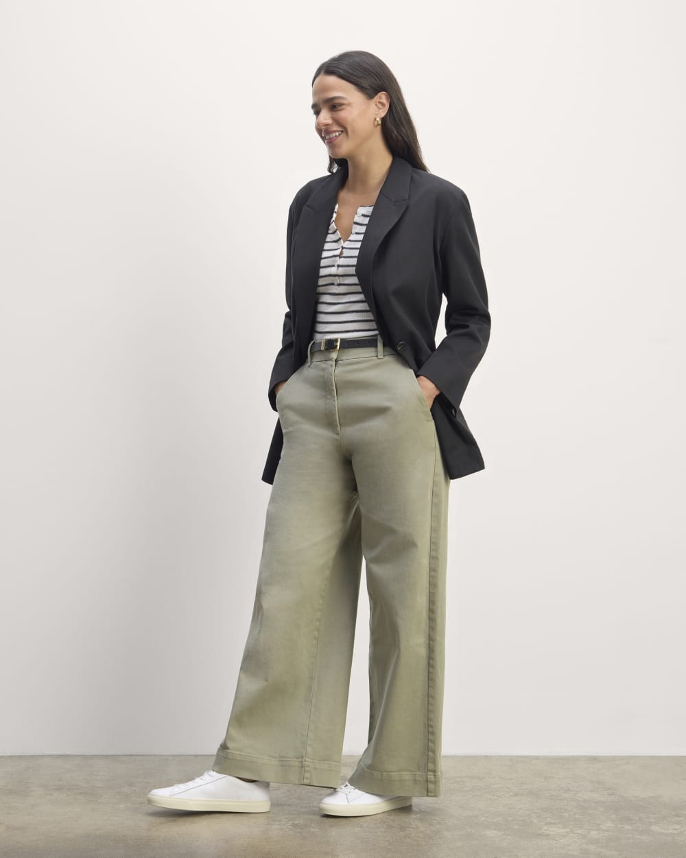 The Phoebe Trouser Sage Green – Everlane