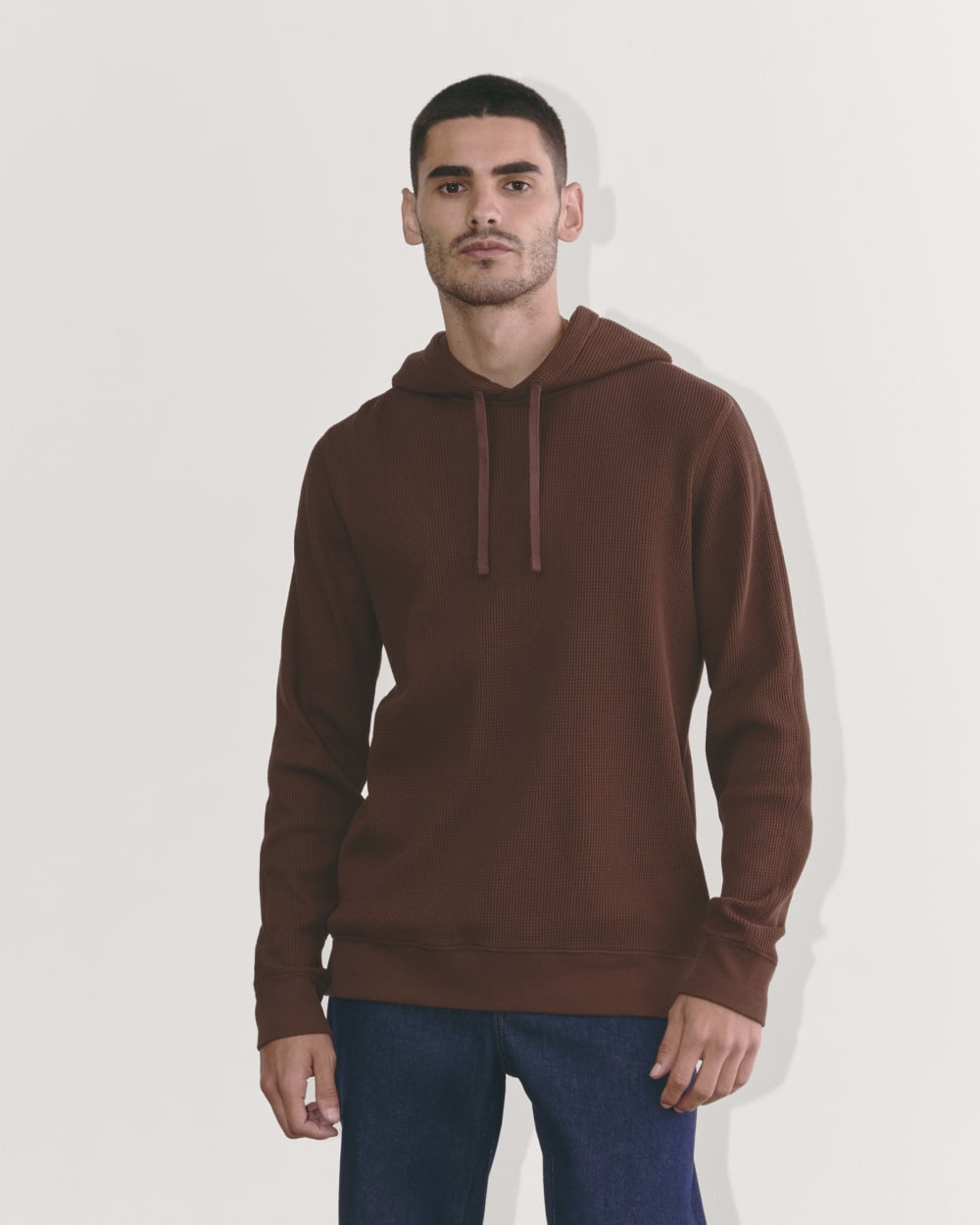 【ダークブラウン（20）】3WAY LAYERD HOODIE The Waffle-Knit Hoodie | Dark Mahogany – Everlane