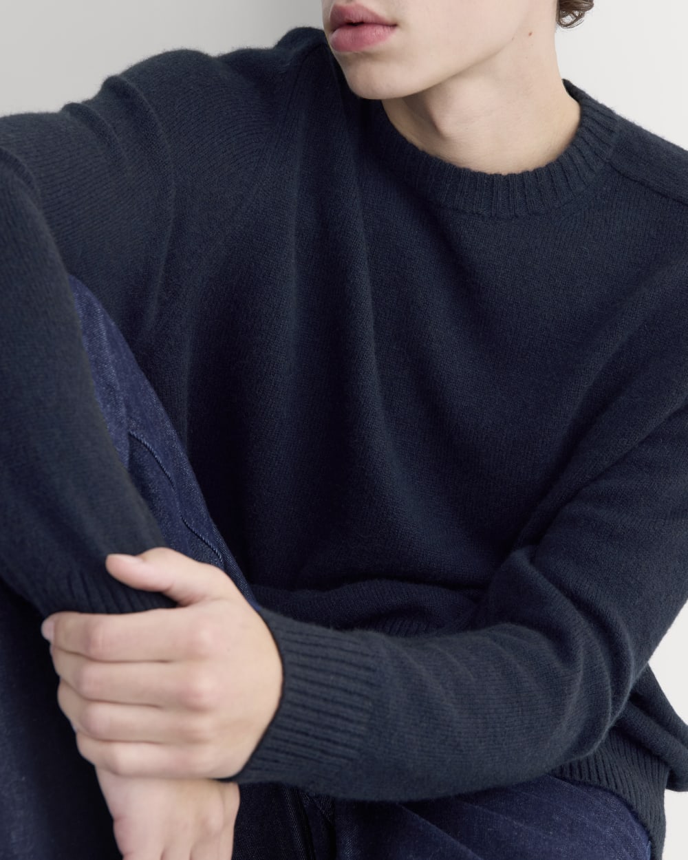 mens-luxe-cashmere-crew-navy