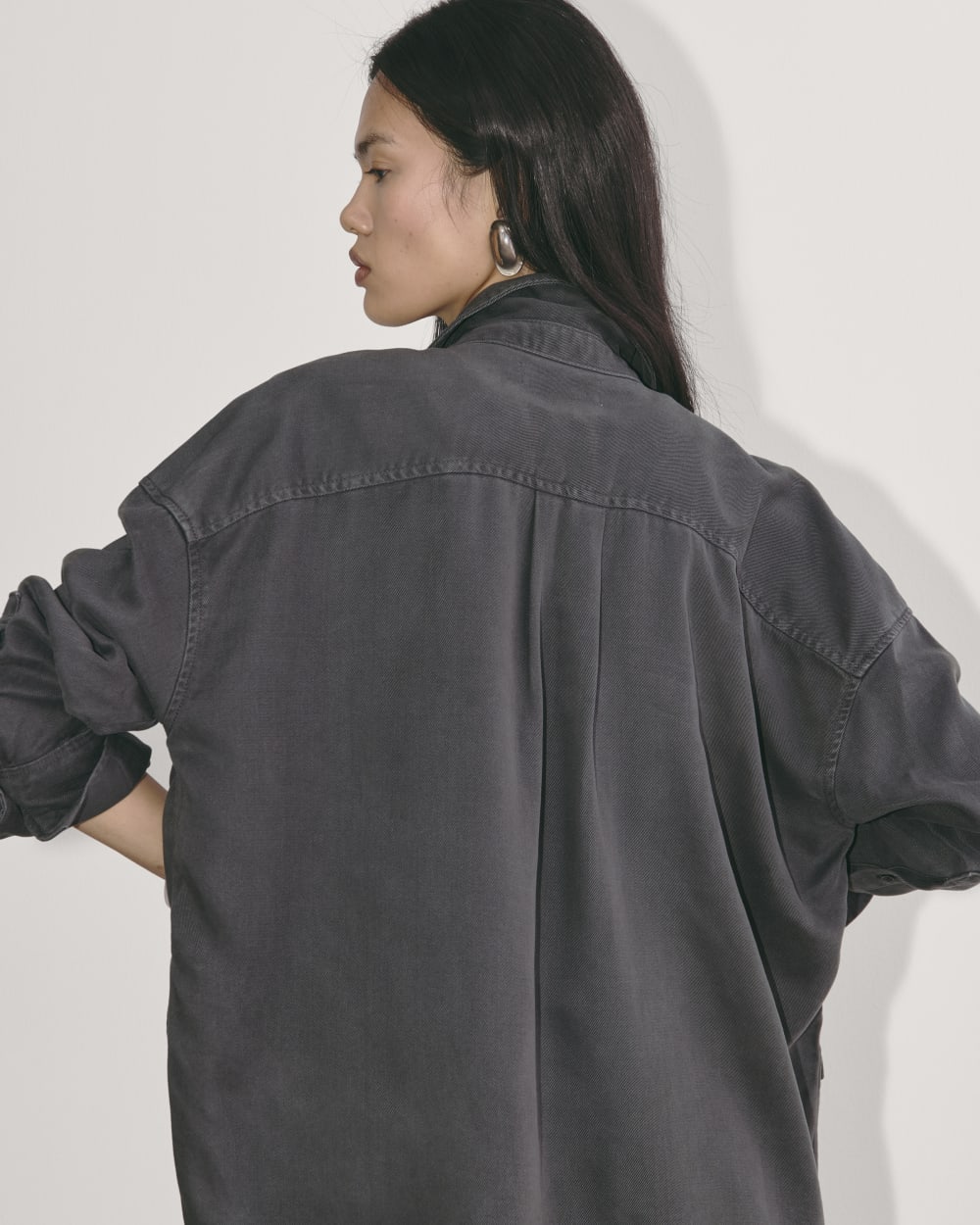 womens-tencel-boxy-shirt-graphite