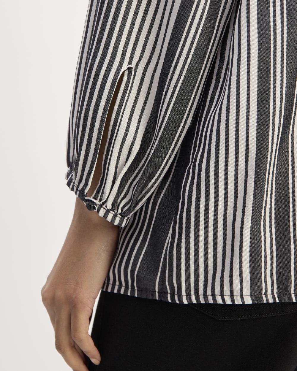 womens-tencel-gathered-shirt-black-bone