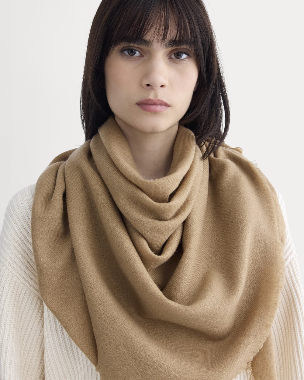 womens-cashmere-fthrwt-scarf-2-tigers-eye | alt