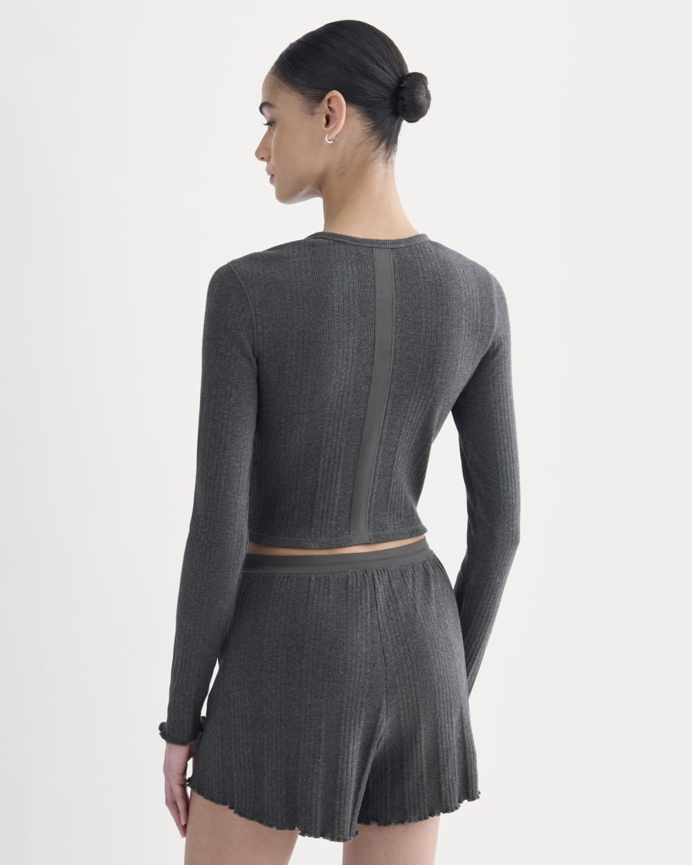 womens-lounge-rib-cropped-shirt-heathered-soot