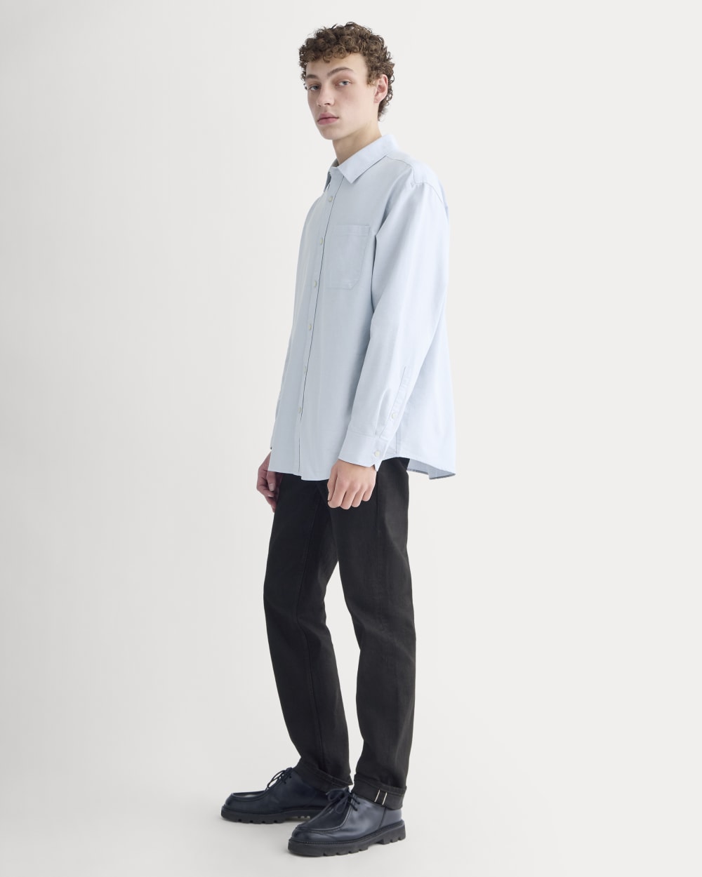 mens-oversized-oxford-shirt-light-blue