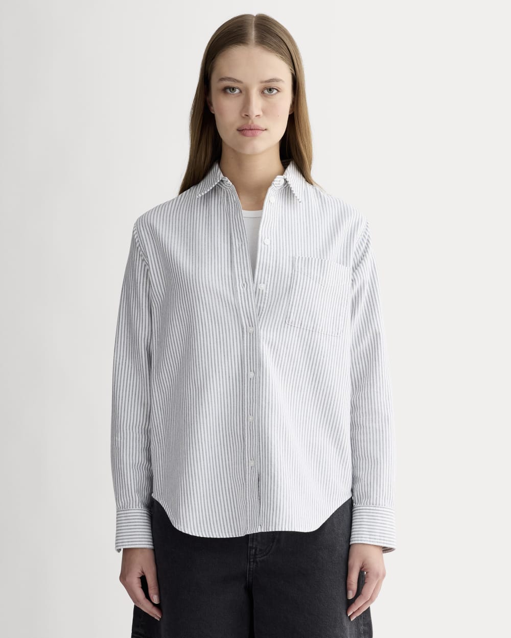 womens-relaxed-oxford-shirt-black-white | primary