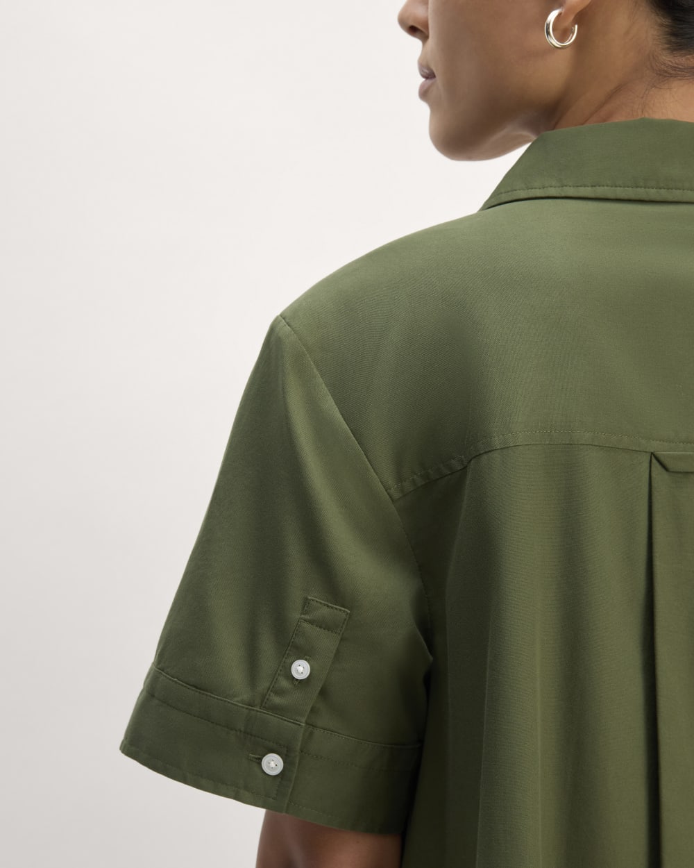 womens-daytripper-shirtdress-olive
