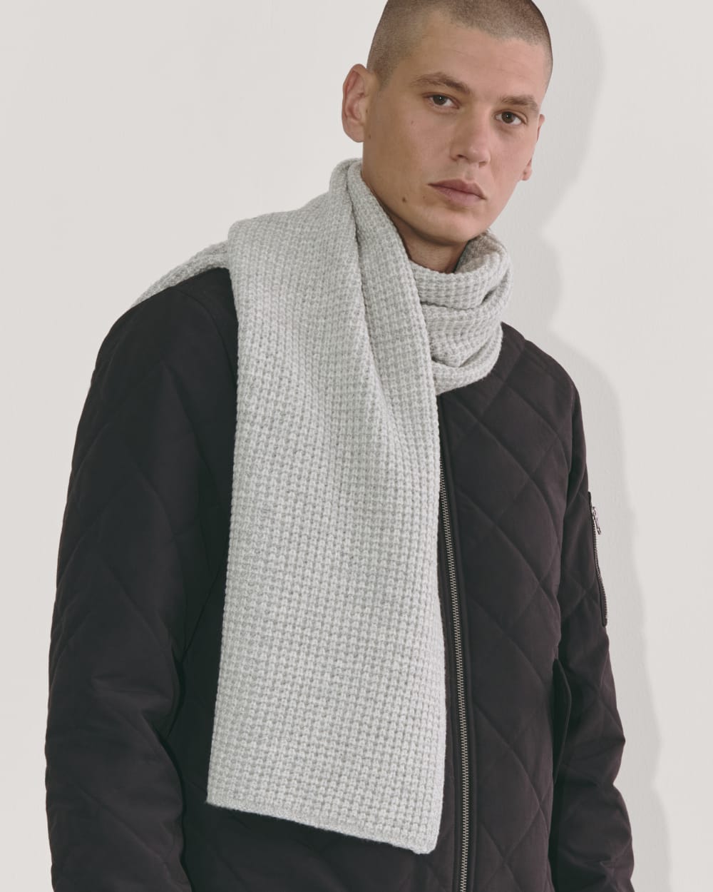 mens-wool-waffle-scarf-heather-grey | alt