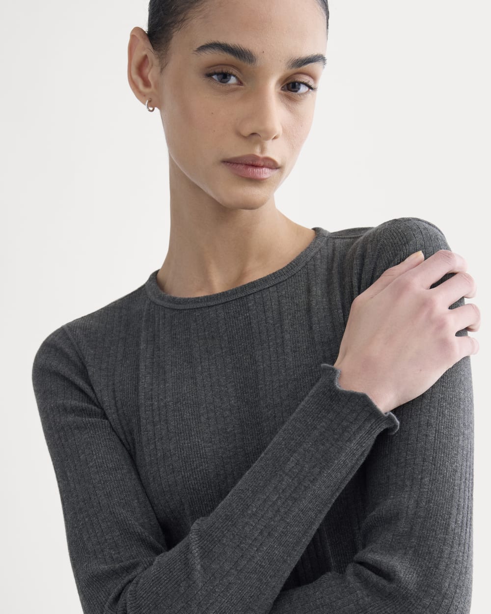 womens-lounge-rib-cropped-shirt-heathered-soot