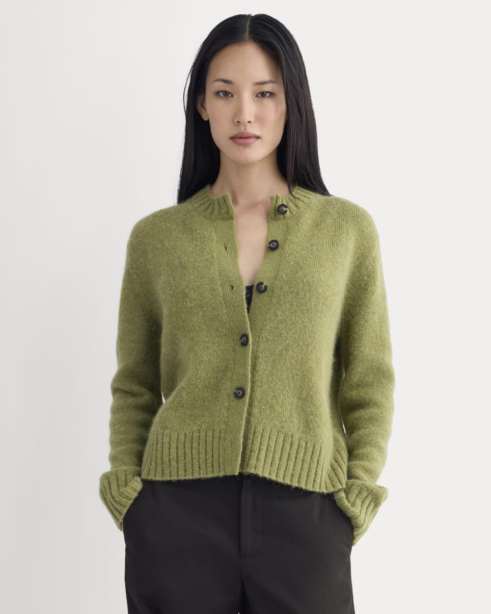 The Crew Cardigan in Alpaca | Moss – Everlane