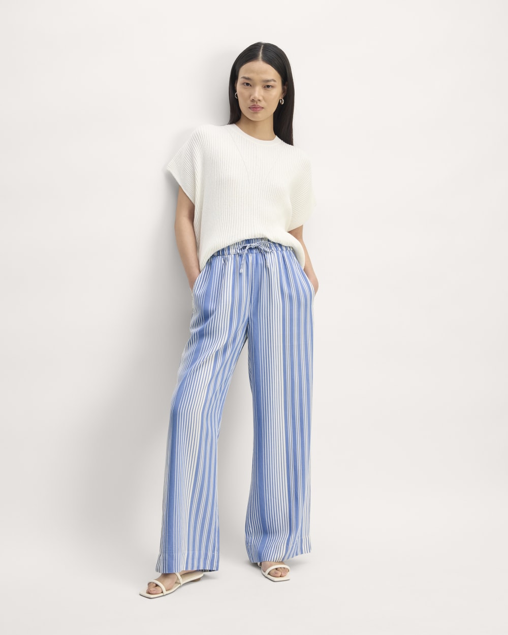 The Wide-Leg Pant in Butterlite | Granada Sky Blue / Bone – Everlane