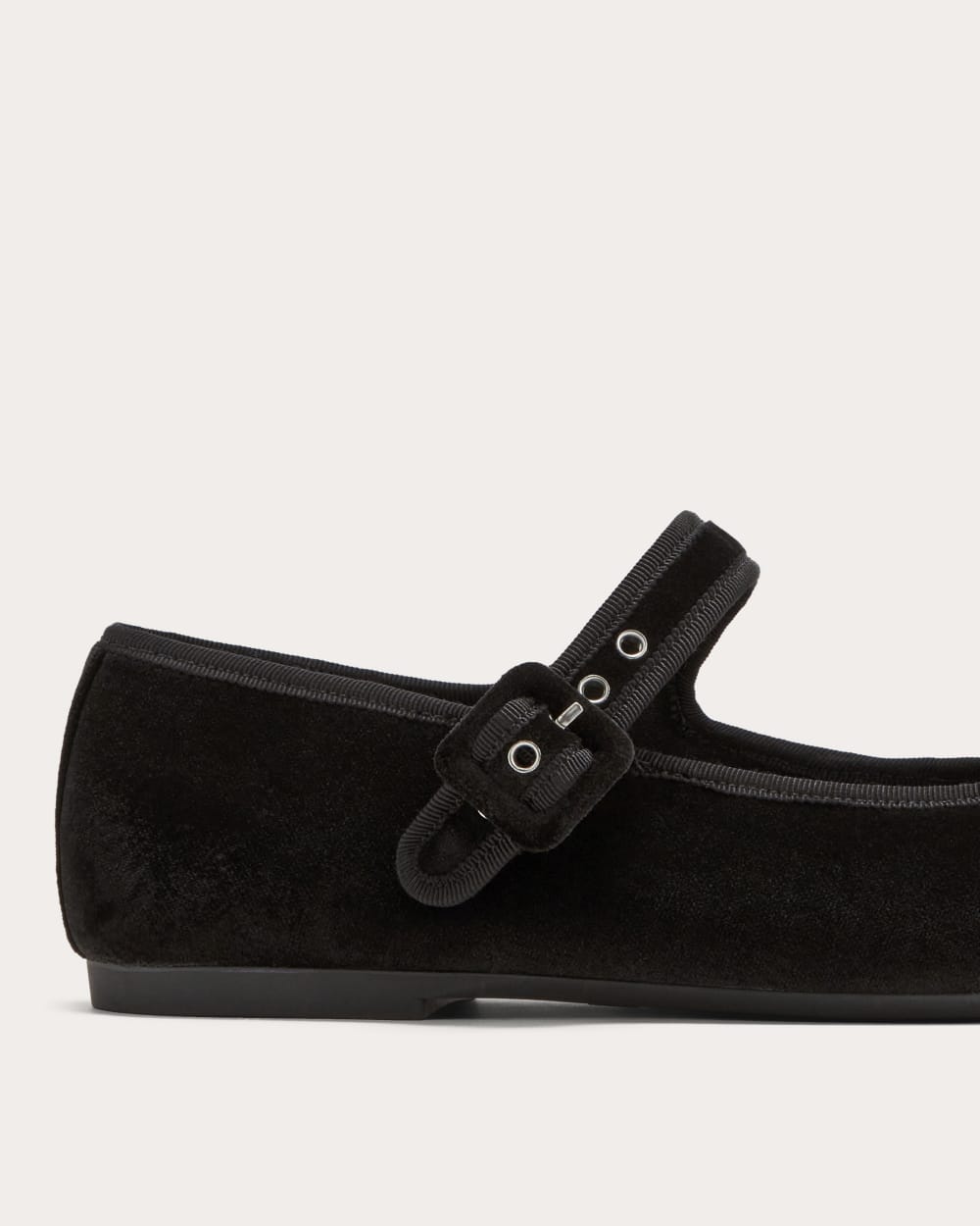 womens-day-buckle-mj-black-velvet