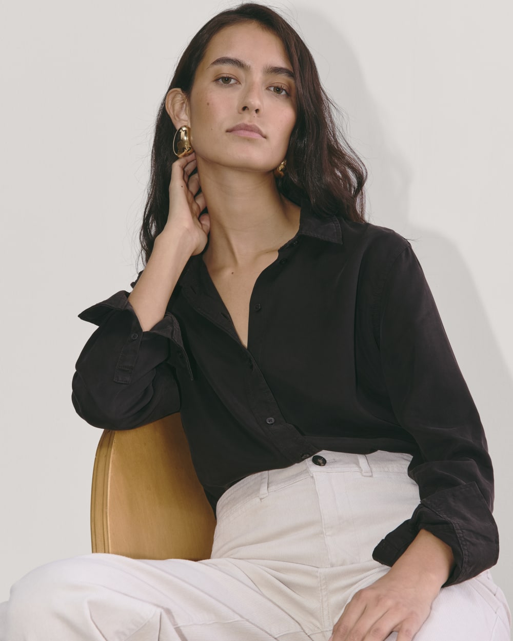 womens-tencel-relaxed-button-down-black