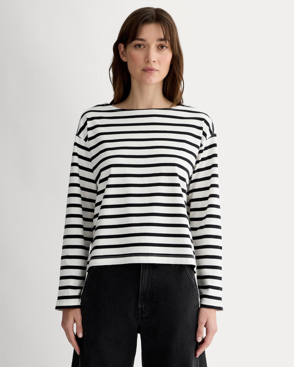 The Mariner Tee | Bone / Black – Everlane