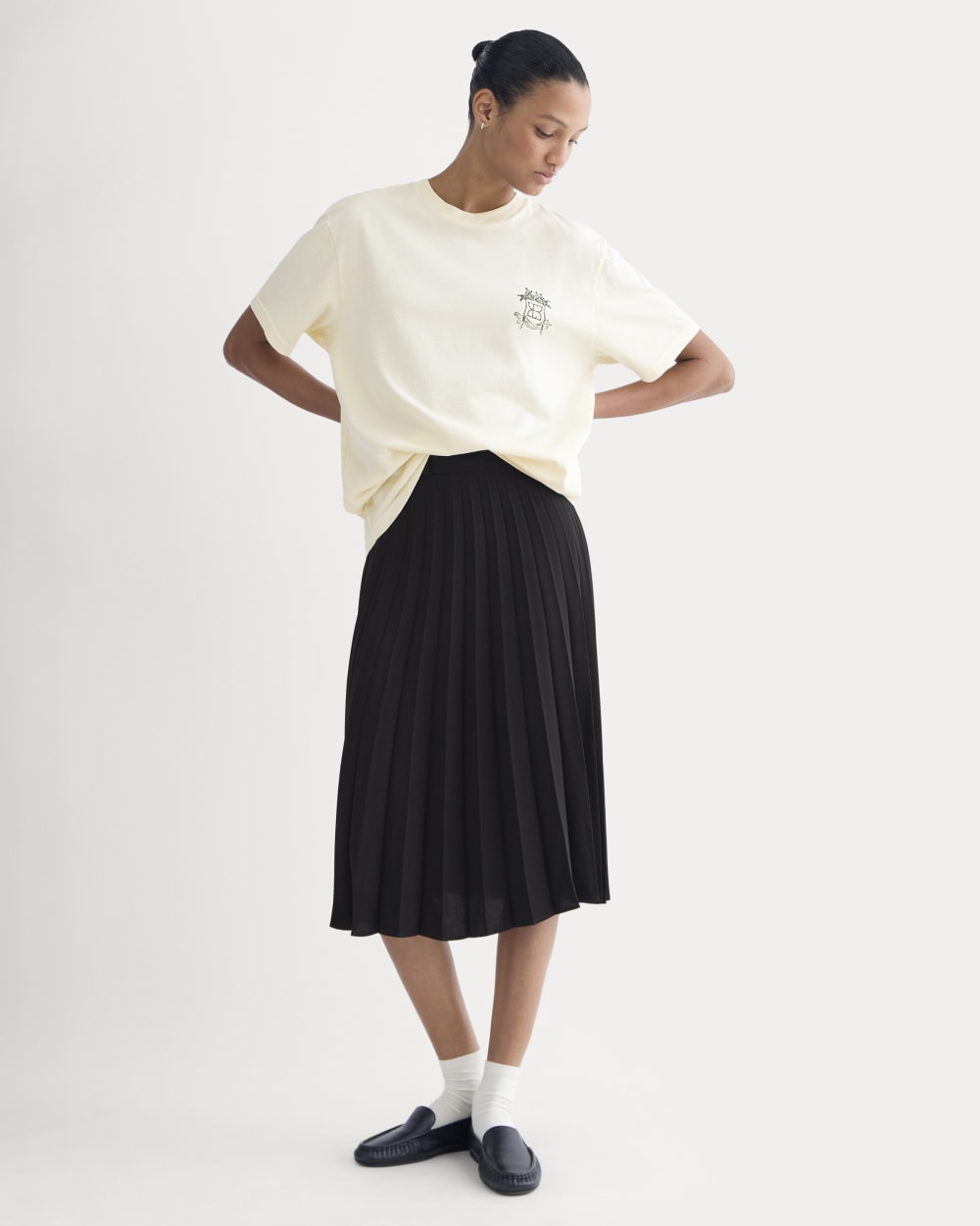 womens-peace-and-quiet-graphic-tee-bone