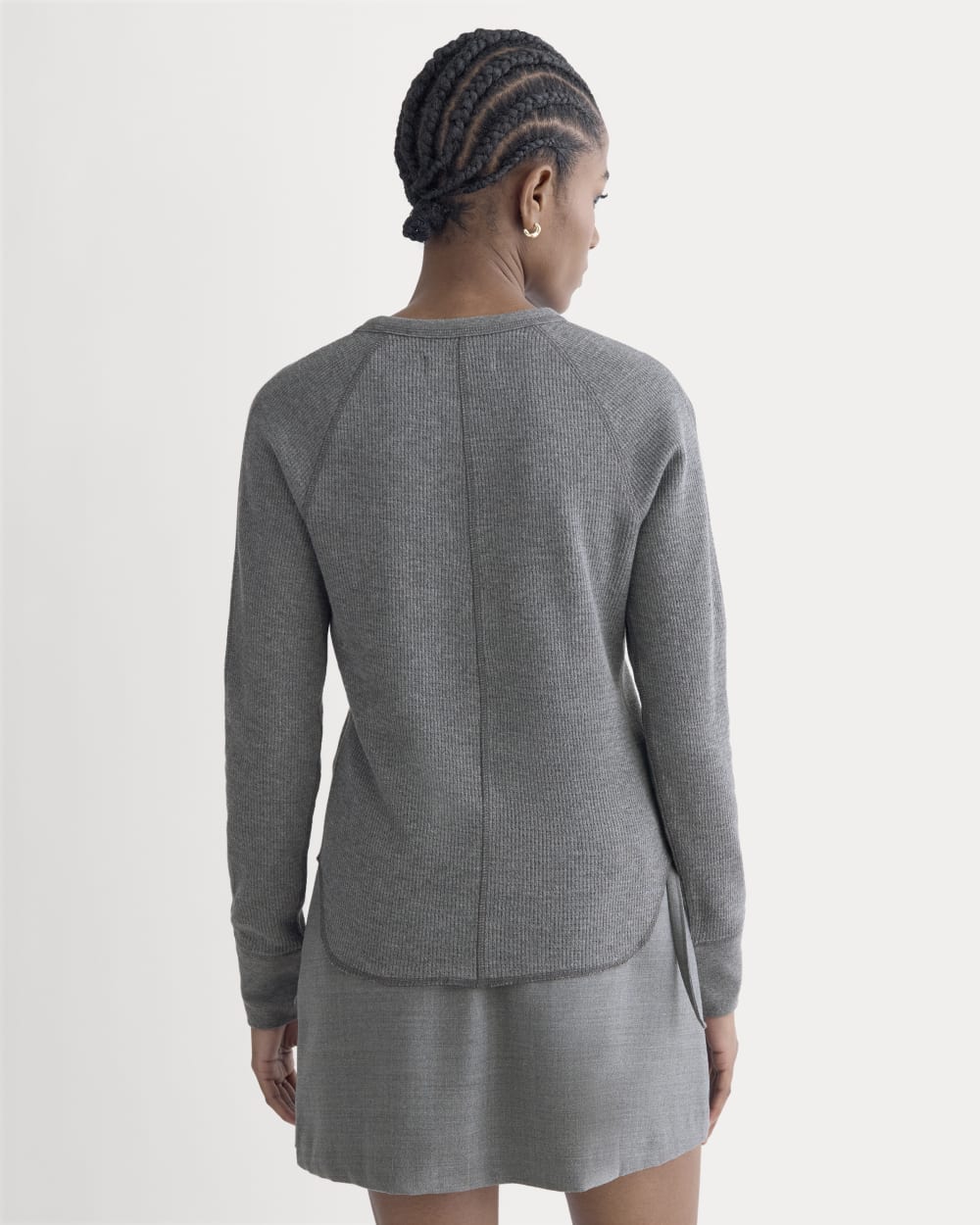 womens-slim-fit-crew-in-cozy-waffle-heathered-charcoal