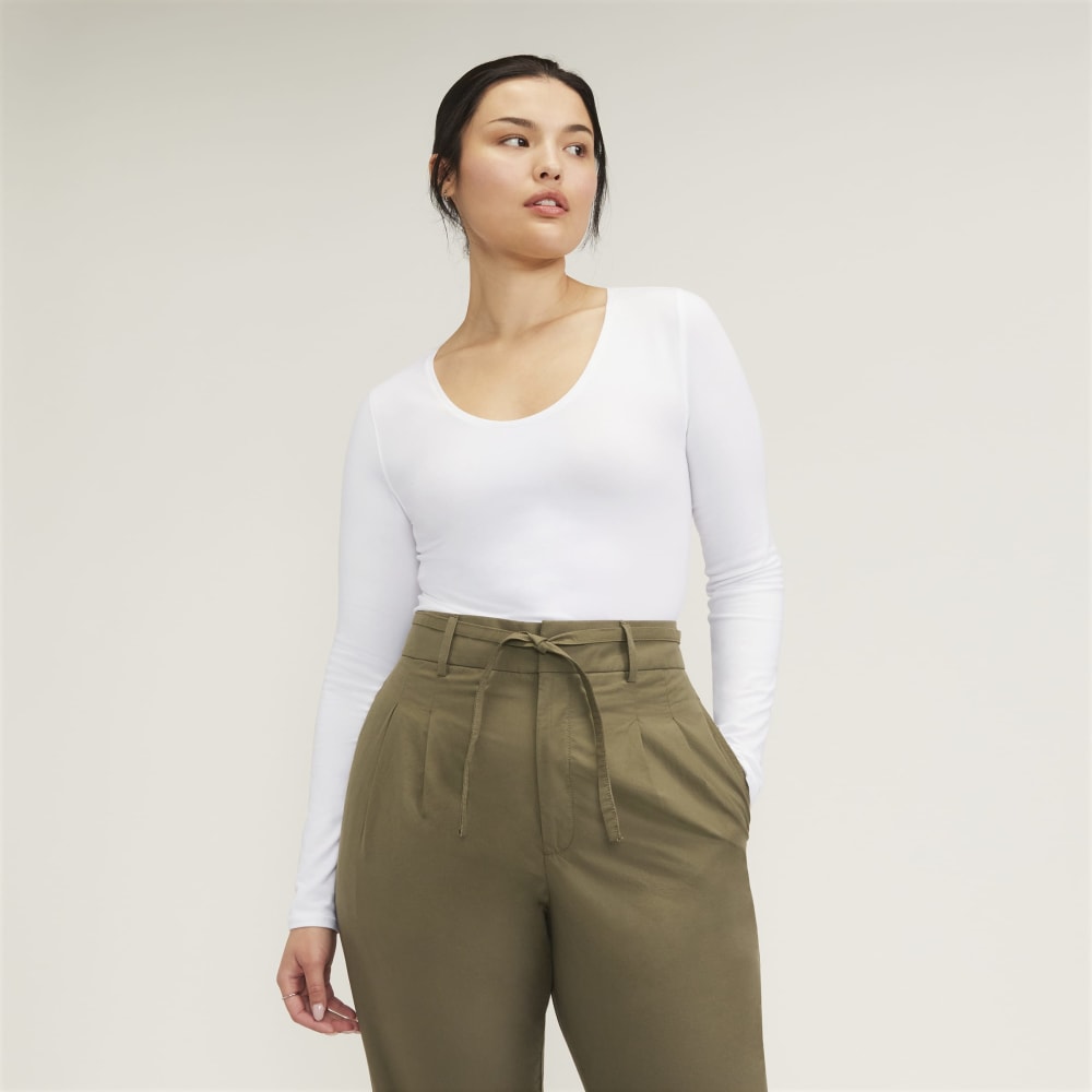 The Supima® Form Ballet Neck Tee | White – Everlane