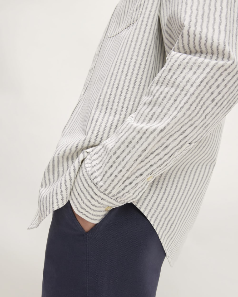mens-organic-oxford-shirt-bone-navy