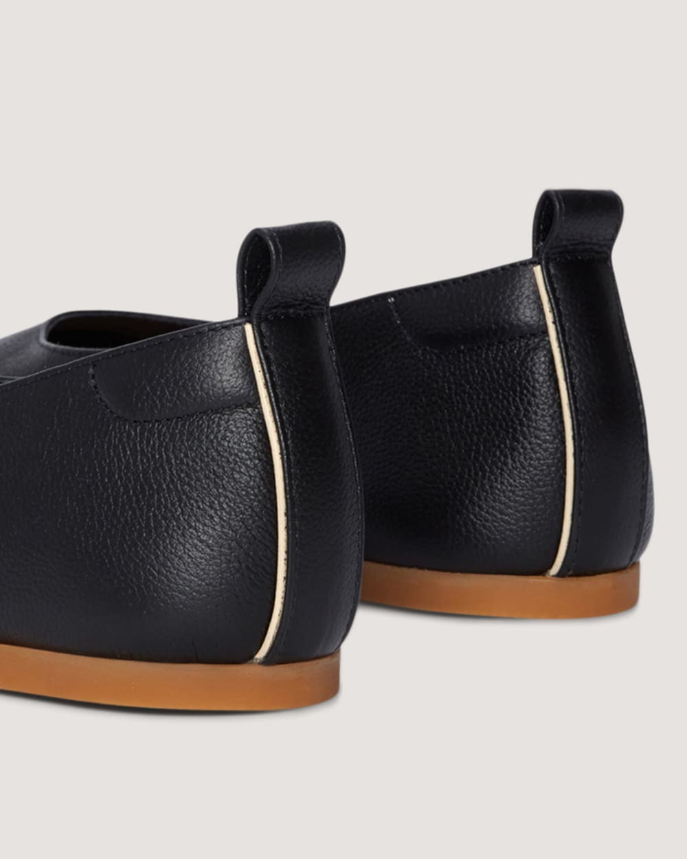 womens-day-glove-black