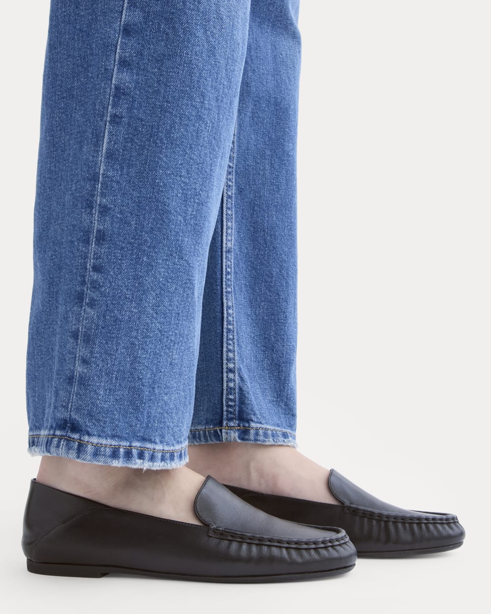 womens-leather-day-driver-loafer-black | alt