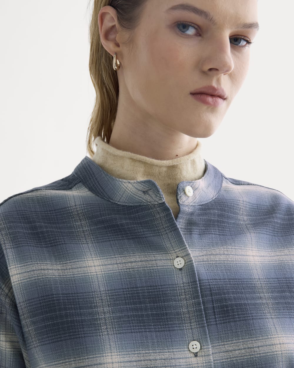 womens-flannel-shirt-blue-ombre-plaid