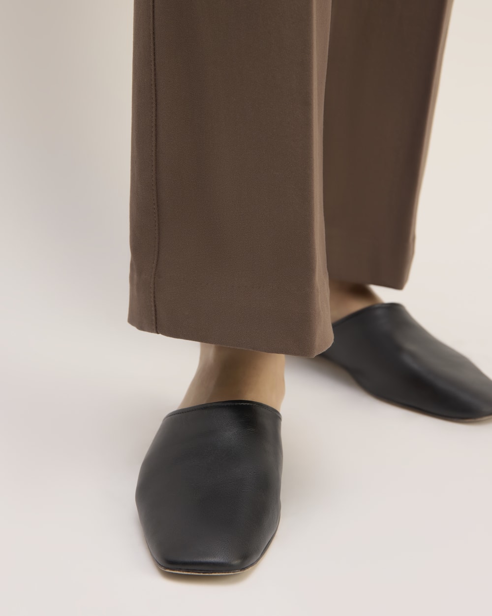 womens-bi-stretch-flare-pant-cocoa-brown