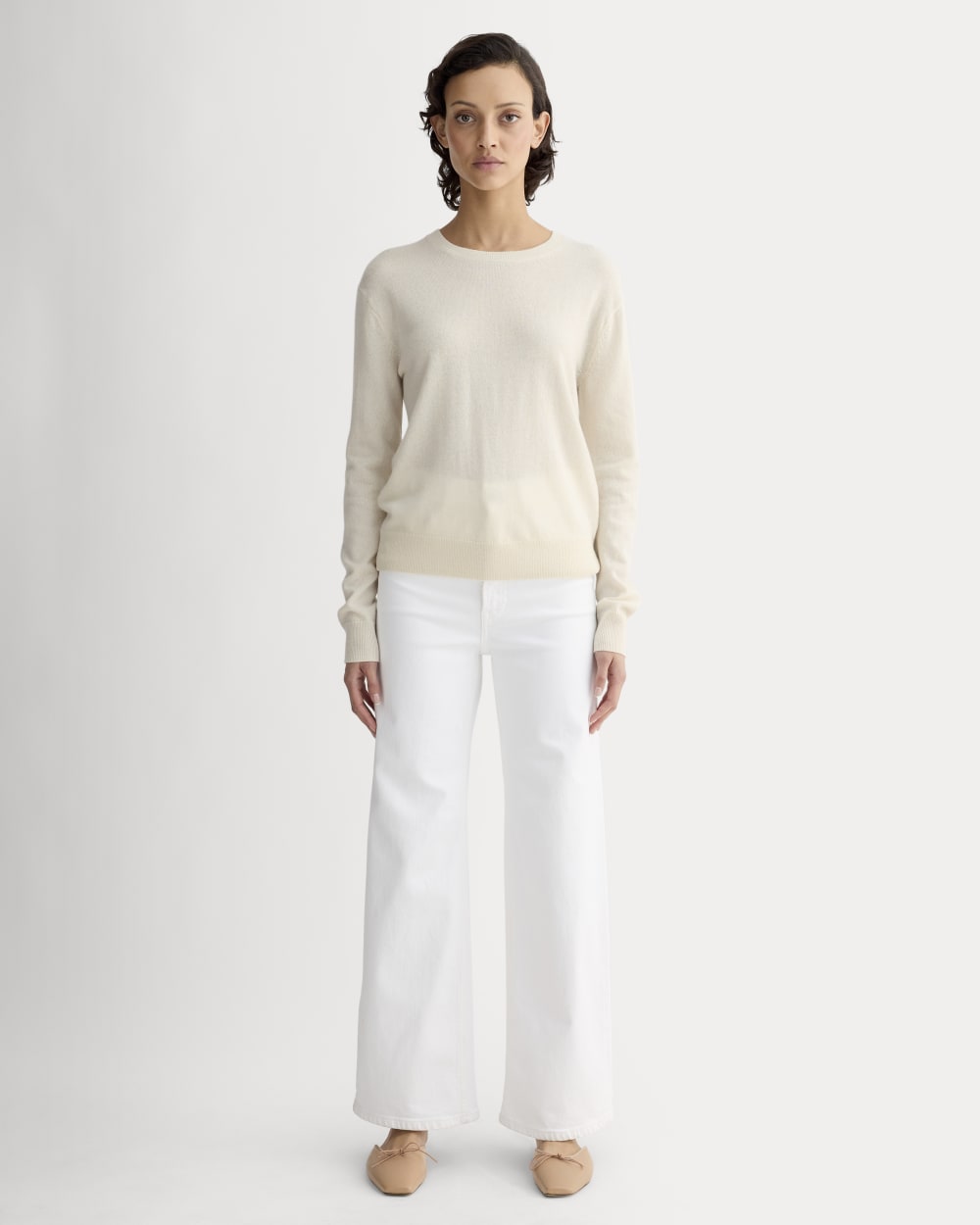 womens-cashmere-classic-crew-sweater-bone