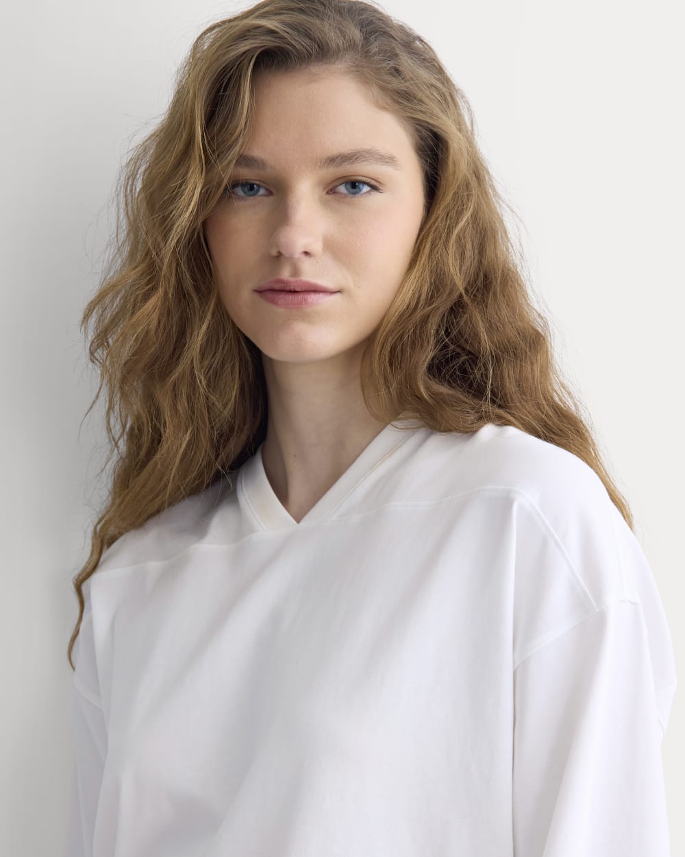 womens-retro-v-neck-jersey-white