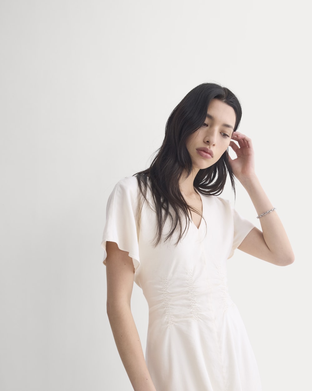 womens-cinched-dress-in-stretch-linen-bone