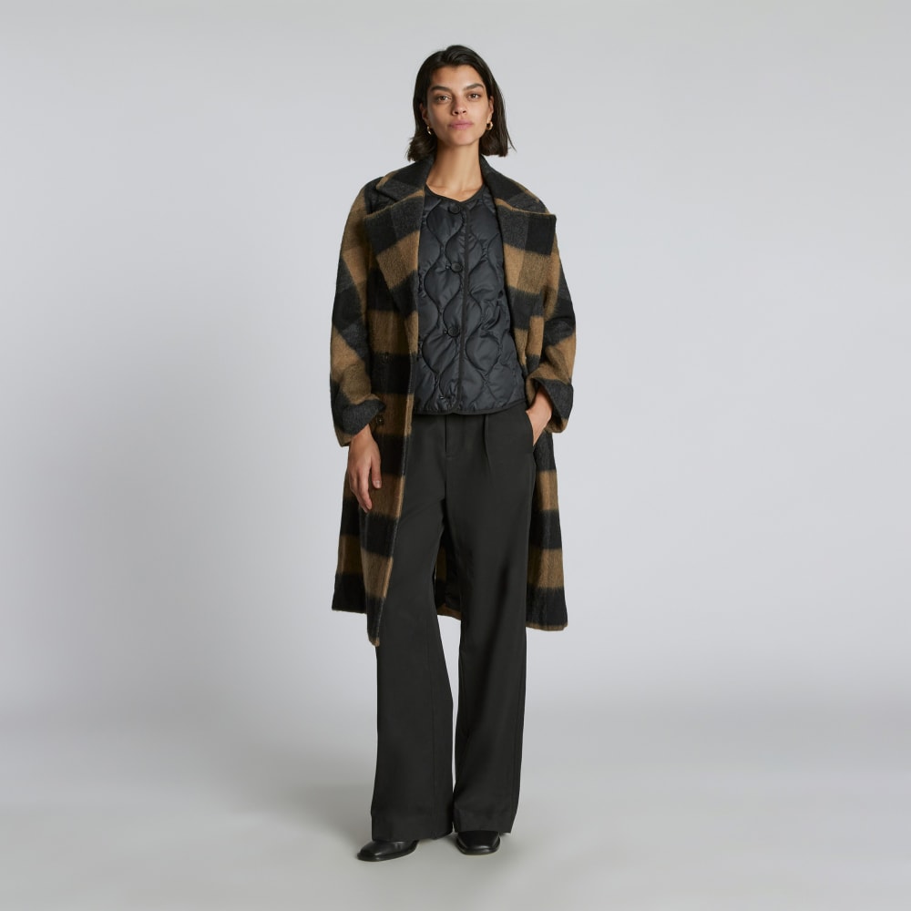 The Brushed Italian ReWool® Peacoat | Camel Buffalo Check – Everlane