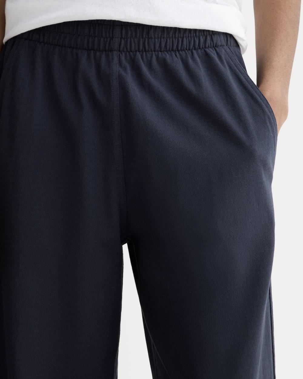 The Off-Duty Barrel Pant | Dark Mahogany