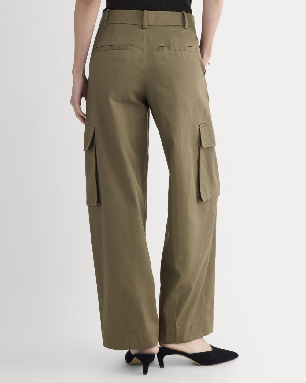 Wide-Leg Cargo Trouser in Buttersmooth | Deep Taupe – Everlane