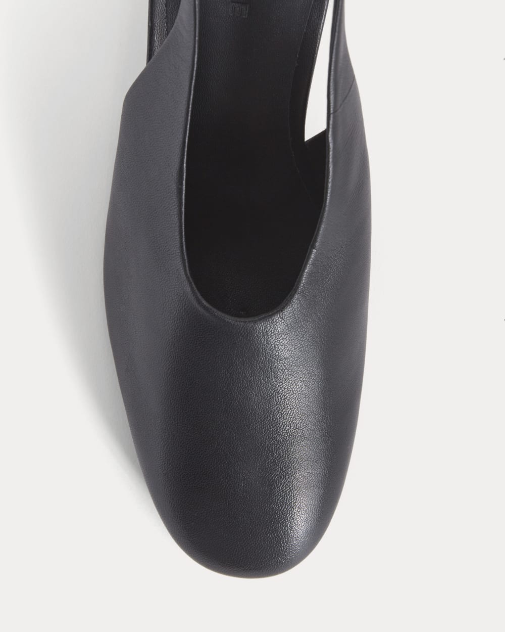 womens-curved-slingback-heel-black