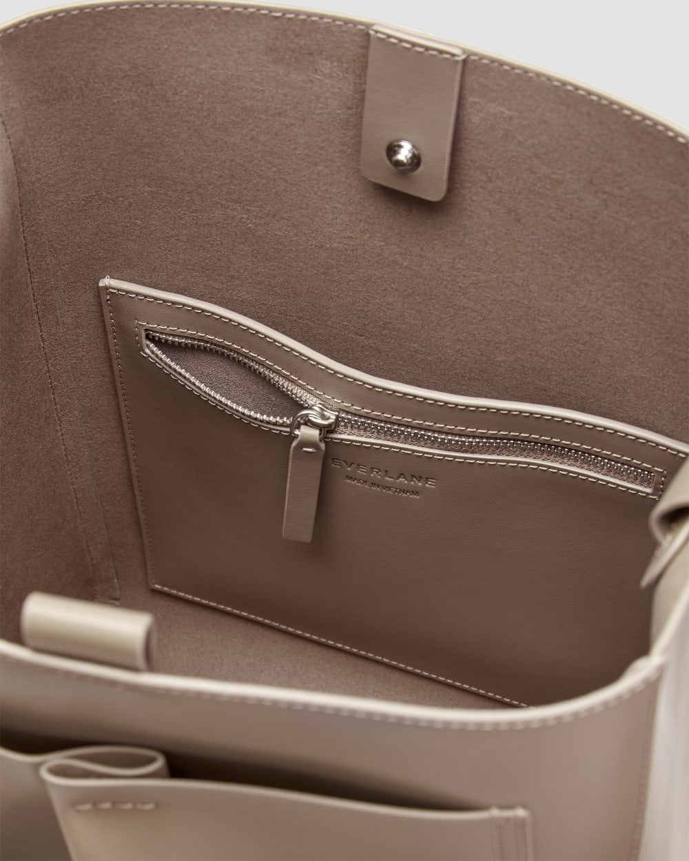 womens-studio-bag-porcini-taupe