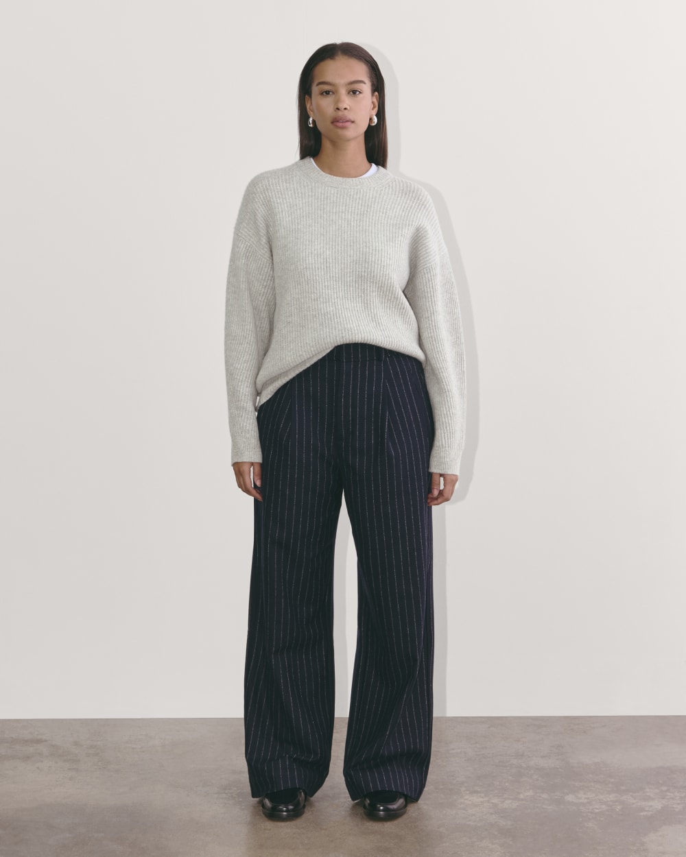womens-wool-cashmere-cocoon-crew-sweater-light-heather-grey