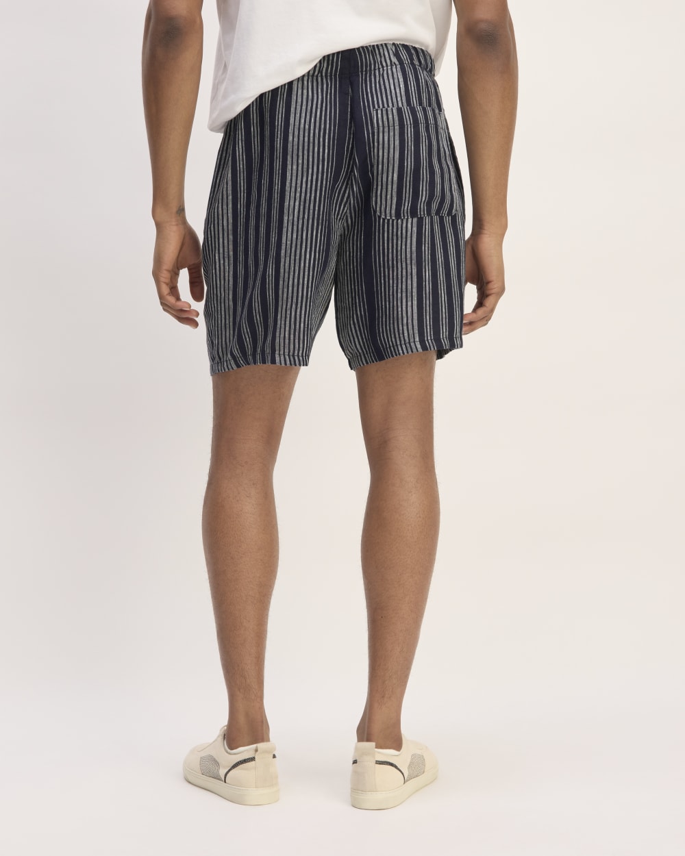 mens-linen-easy-short2-navy-bone