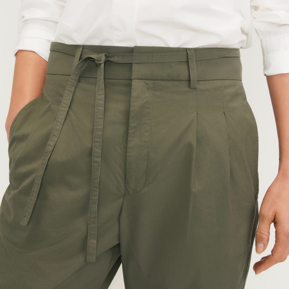womens-poplin-pleated-taper-pant-kalamata