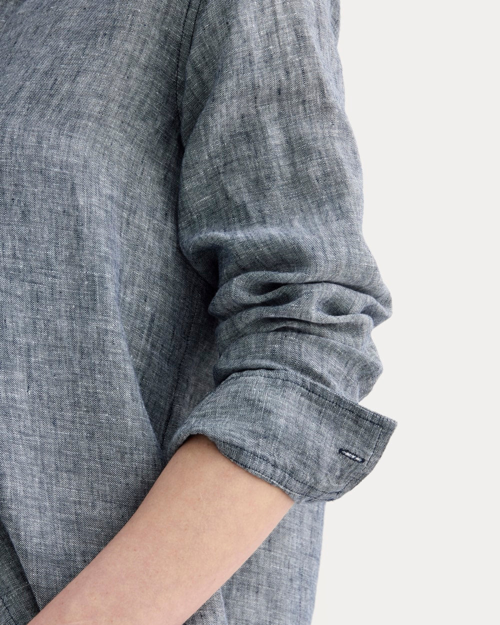 womens-relaxed-linen-shirt-navy-chambray
