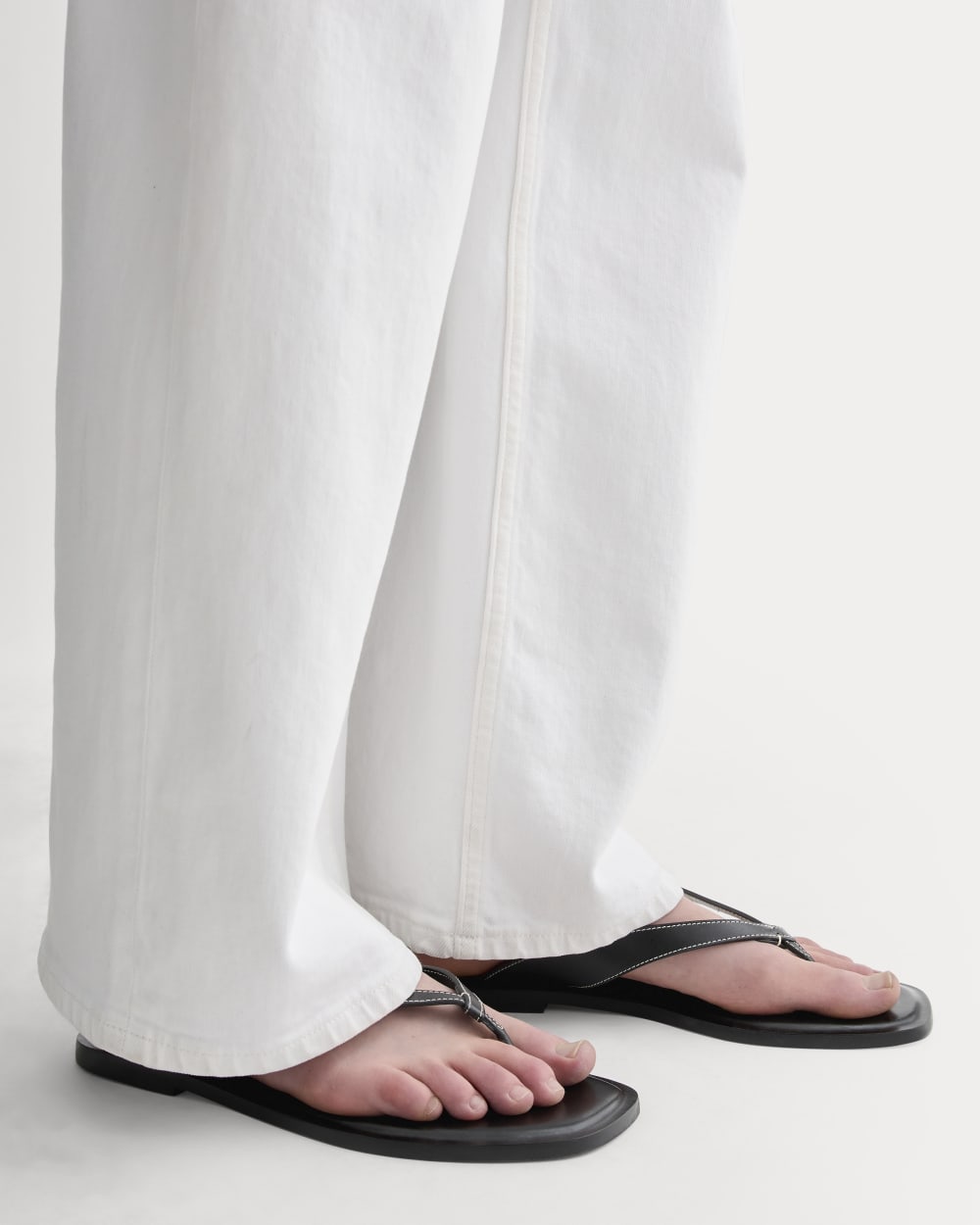 The Leather Flip Flop | Black – Everlane